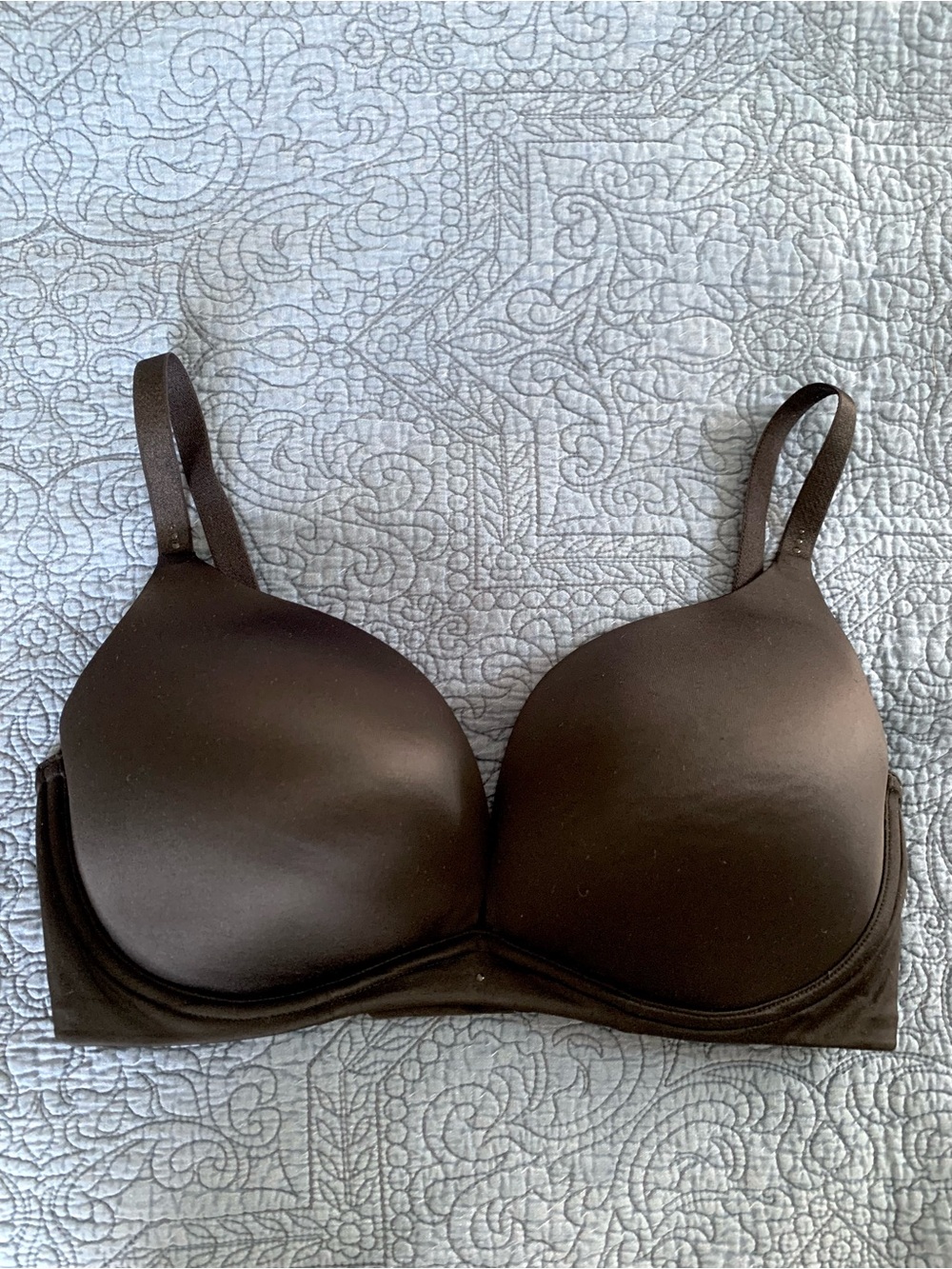 Victorias Secret. 36DD Biofit Push-Up. Black